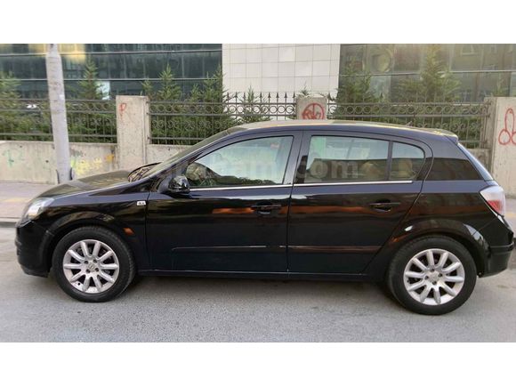 BAYANDAN OTOMATİK OPEL ASTRA H