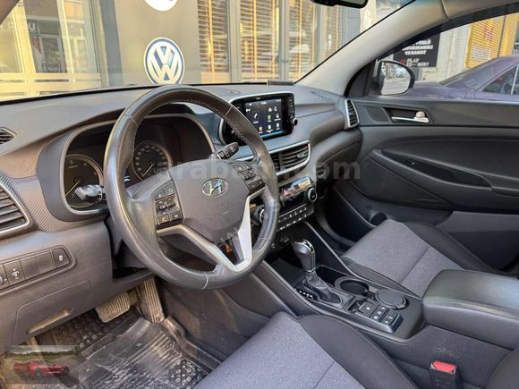 2019 HYUNDAI TUCSON 1.6 CRDİ STYLE PLUS DCT CAM TAVAN