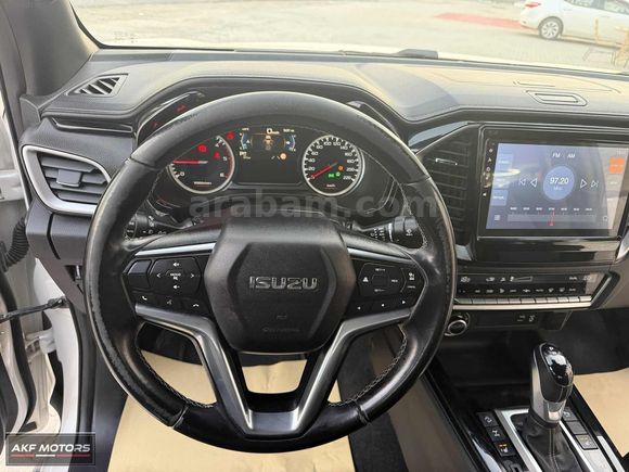 AKF MOTORS'DAN HATASIZ 105 BİN KM 4*4 ISUZU D-MAX