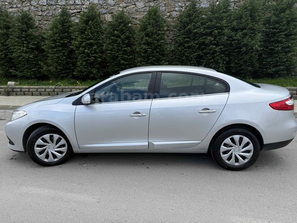 Sahibinden Renault Fluence 1.5 dCi Touch Plus 2013 Model  300.000 km Gri