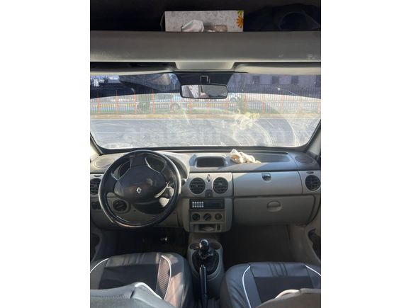 Sahibinden Renault Kangoo Multix 1.5 dCi Expression 2004 Model