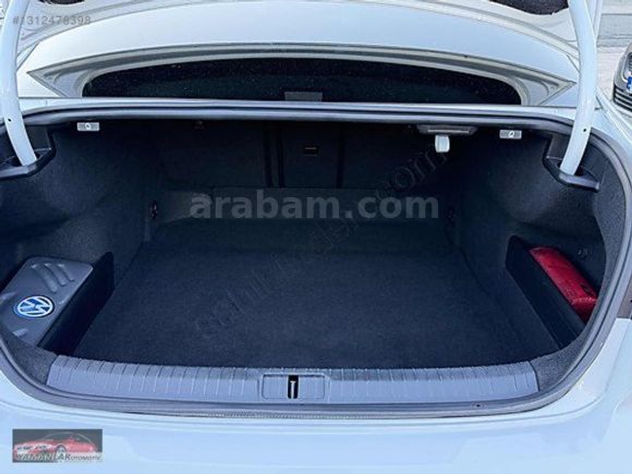 BOYASIZ DEĞİŞENSİZ 2019 1.5 TSI ACT PASSAT ELEGANCE DSG