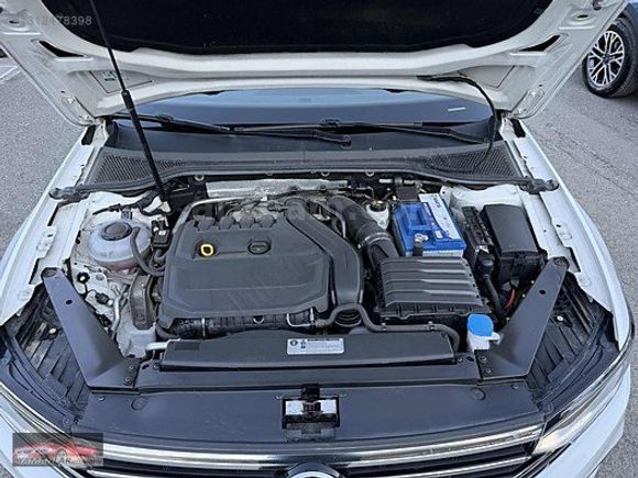 BOYASIZ DEĞİŞENSİZ 2019 1.5 TSI ACT PASSAT ELEGANCE DSG