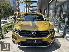 BOYASIZ 89.700 KM 2020 VW T-ROC 1.5 TSİ ACT HİGHLİNE (CAM TAVAN)