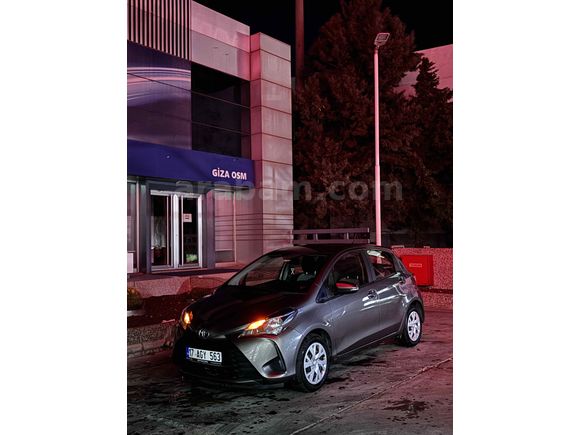 Sahibinden Toyota Yaris 1.5 Fun Special 2017 Model Konya 137.000 km Gri (metalik)