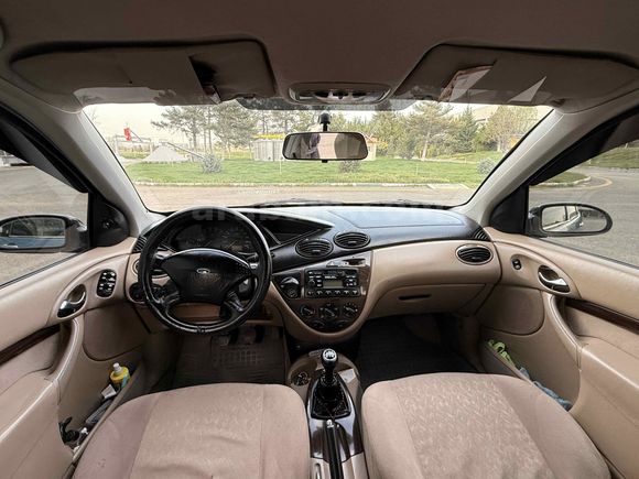 Sahibinden Ford Focus 1.6 Ghia 2001 Model 