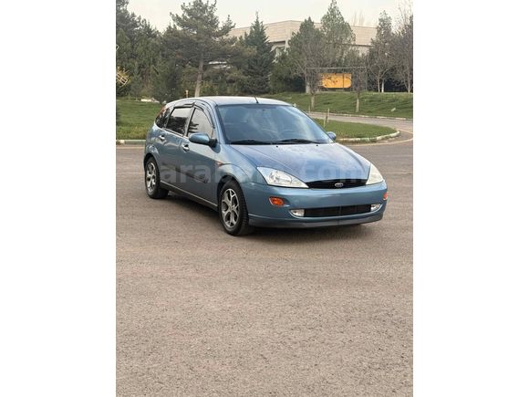 Sahibinden Ford Focus 1.6 Ghia 2001 Model 