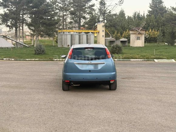 Sahibinden Ford Focus 1.6 Ghia 2001 Model 