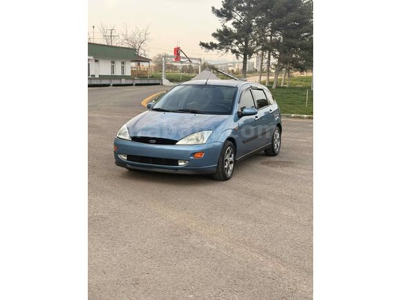 Sahibinden Ford Focus 1.6 Ghia 2001 Model 