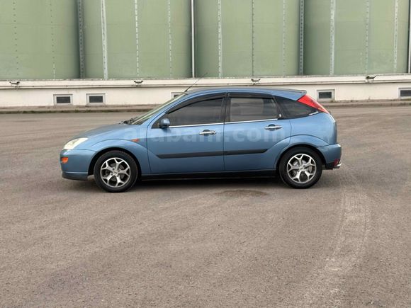 Sahibinden Ford Focus 1.6 Ghia 2001 Model 