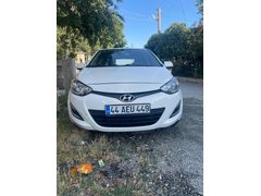 Sahibinden Hyundai i20 1.2 MPI Style 2014 Model 