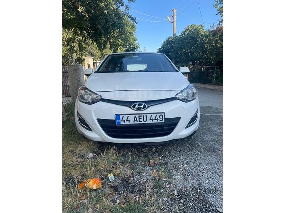 Sahibinden Hyundai i20 1.2 MPI Style 2014 Model 
