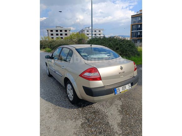 Sahibinden Renault Megane 1.4 Authentique 2007 Model