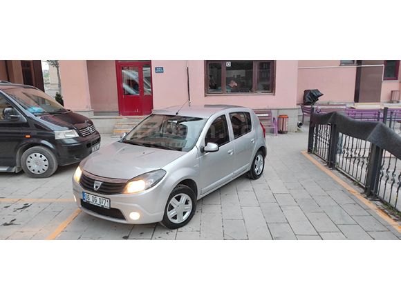 Sahibinden Dacia Sandero 1.4 Black Line 2011 Model