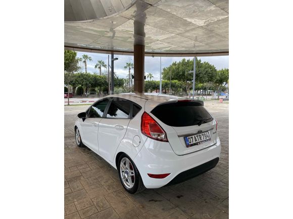 Sahibinden Ford Fiesta 1.5 TDCi Titanium 2013 Model 