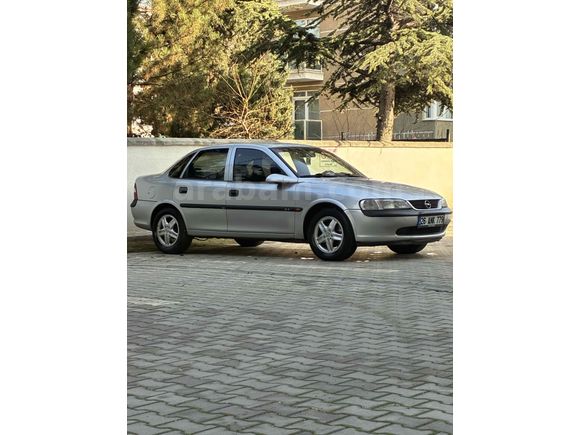 Sahibinden Opel Vectra 2.0 GLS 1999 Model 