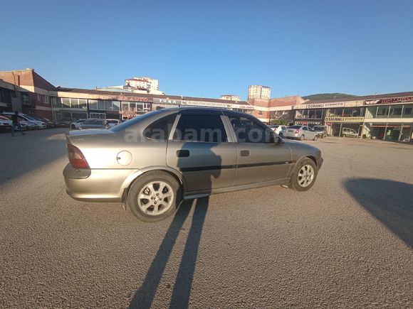 Sahibinden Opel Vectra 1.6 GL 1997 Model