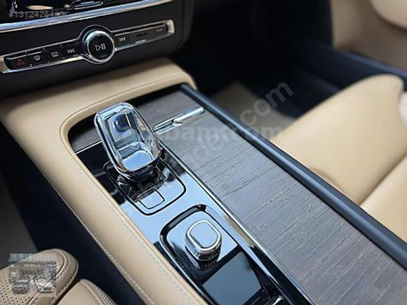 YAKAR AUTO'DAN HATASIZ/TABA/HARMAN KARDON/22 JANT