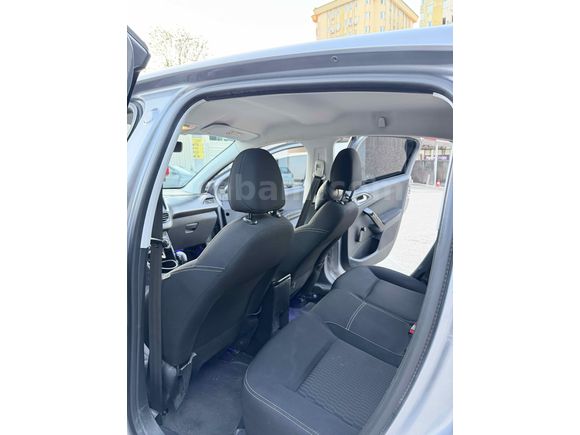 Sahibinden Peugeot 208 1.5 BlueHDi Active Dynamic 2020 Model 