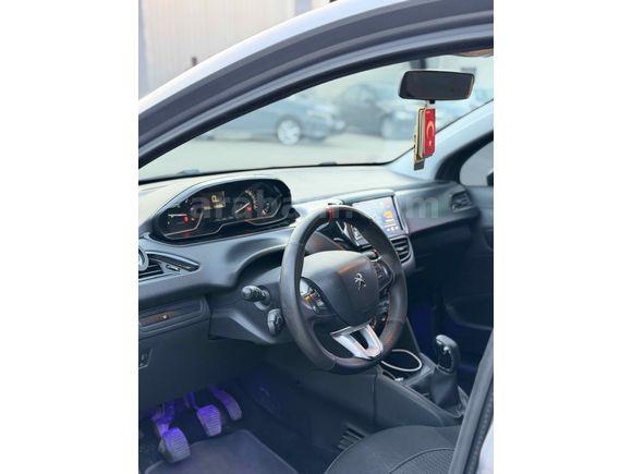 Sahibinden Peugeot 208 1.5 BlueHDi Active Dynamic 2020 Model 