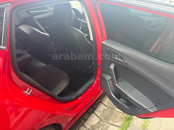 Sahibinden Seat Leon 1.5 eTSI FR 2023 Model 