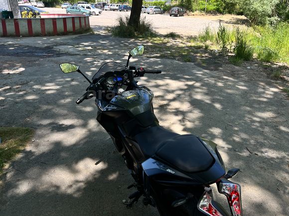 Sahibinden Bajaj Pulsar 200 RS - Kask hediyeli