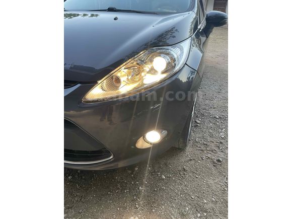 Sahibinden  HATASIZ TRAMERSİZ TITANIUM X