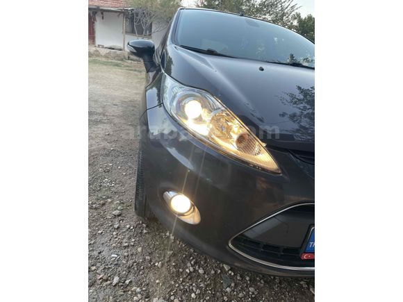 Sahibinden  HATASIZ TRAMERSİZ TITANIUM X