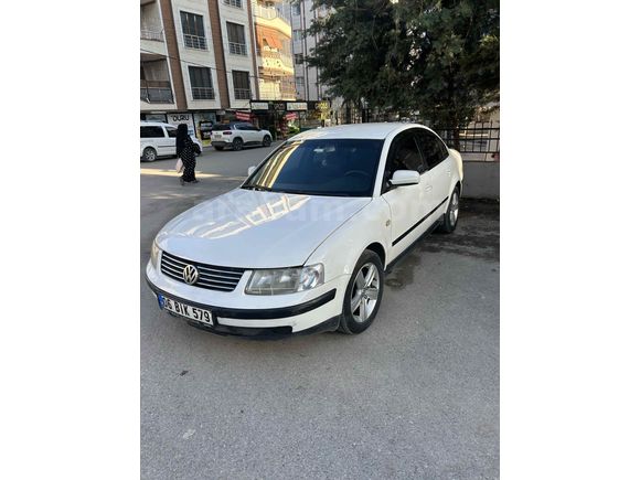 Sahibinden Volkswagen Passat 1.8 Basic 1998 Model 