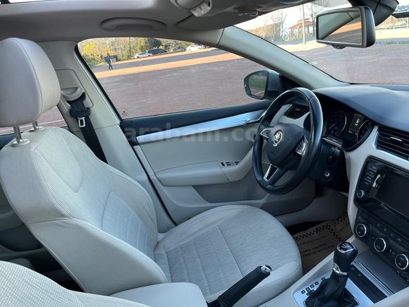 Sahibinden Skoda Octavia 1.6 TDI Elegance CR 2014 Model
