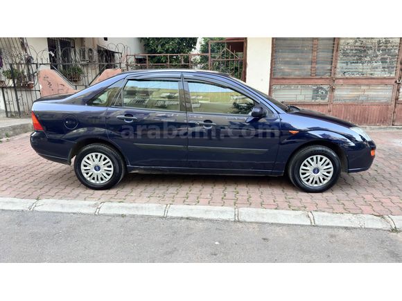 Sahibinden Boyasız Ford Focus 1.6 Ambiente 2001 Model 