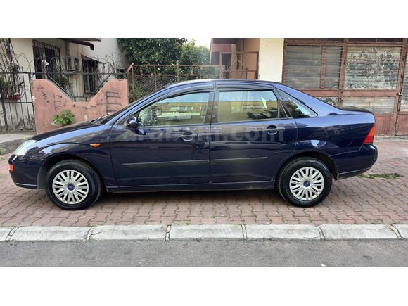 Sahibinden Boyasız Ford Focus 1.6 Ambiente 2001 Model 