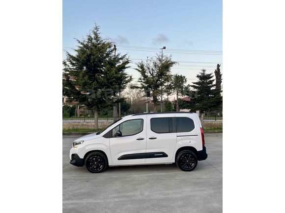 SÜPER OTO’DAN 2025 CİTROEN BERLİNGO HATASIZ BOYASIZ 