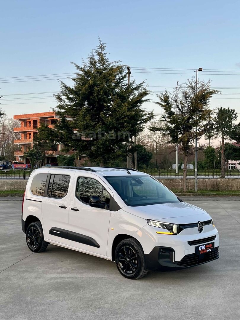Galeriden Citroen Berlingo 1.5 BlueHDI Plus 2025 Model Samsun 18.000 km Beyaz 7