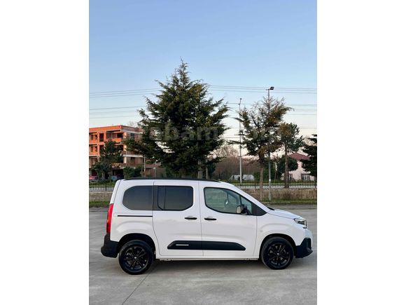 SÜPER OTO’DAN 2025 CİTROEN BERLİNGO HATASIZ BOYASIZ 
