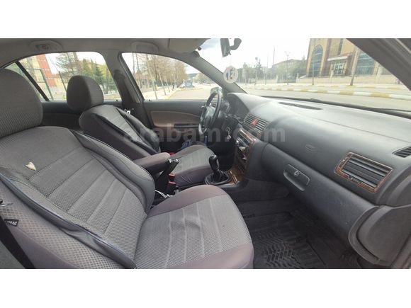 Sahibinden Skoda Octavia 1.6 Elegance 2001 Model
