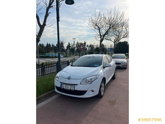 OTOMATİK MEGANE MÜŞTERİ ARACI