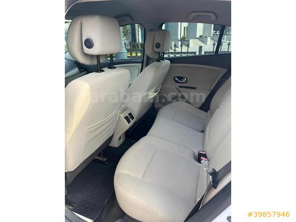 OTOMATİK MEGANE MÜŞTERİ ARACI