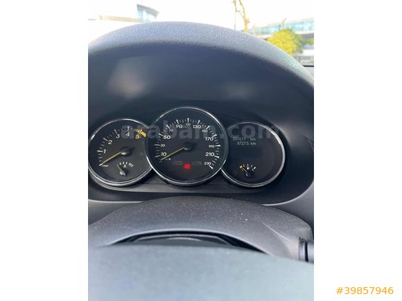 OTOMATİK MEGANE MÜŞTERİ ARACI