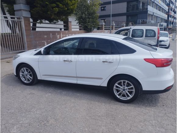 TEMİZ FORD FOCUS 3.5 DEĞİŞENSİZ