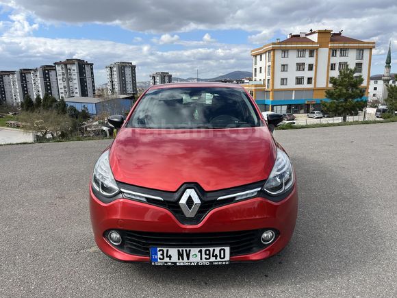 Sahibinden Renault Clio 1.2 Turbo Icon 2015 Model İstanbul 116.000 km Kırmızı