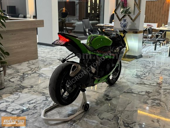 Galeriden Kawasaki Ninja ZX 6R 2024 Model Malatya 8.900 km Yeşil