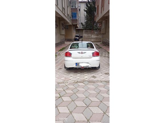 Sahibinden Fiat Linea 1.3 Multijet Active Plus 2012 Model  540.000 km Beyaz
