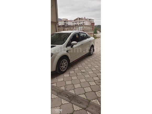 Sahibinden Fiat Linea 1.3 Multijet Active Plus 2012 Model  540.000 km Beyaz