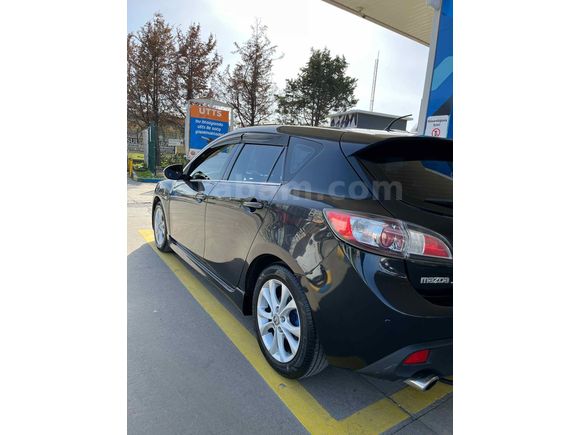 Sahibinden Mazda 3 1.6 Impressive 2010 Model  285.000 km Siyah