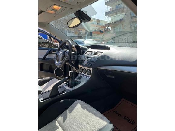 Sahibinden Mazda 3 1.6 Impressive 2010 Model  285.000 km Siyah