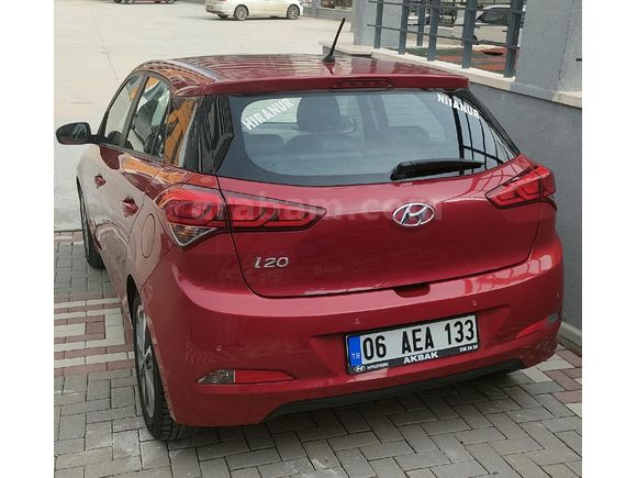 Sahibinden Hyundai i20 1.4 MPI Style 2017 Model