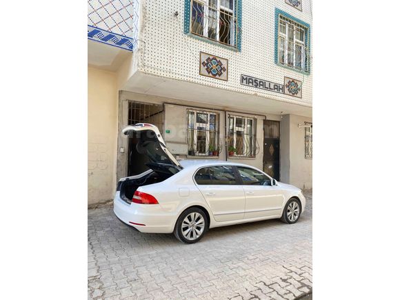 Sahibinden Skoda SuperB 1.6 TDI Elegance 2014 Model 