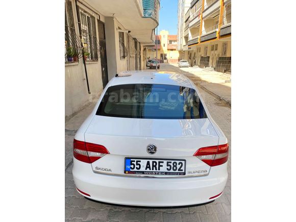 Sahibinden Skoda SuperB 1.6 TDI Elegance 2014 Model 