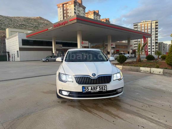 Sahibinden Skoda SuperB 1.6 TDI Elegance 2014 Model 